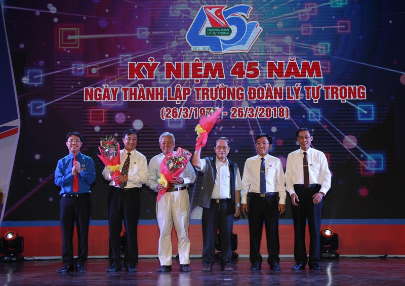 Trường Đoàn Lý Tự Trọng tròn 45 năm 