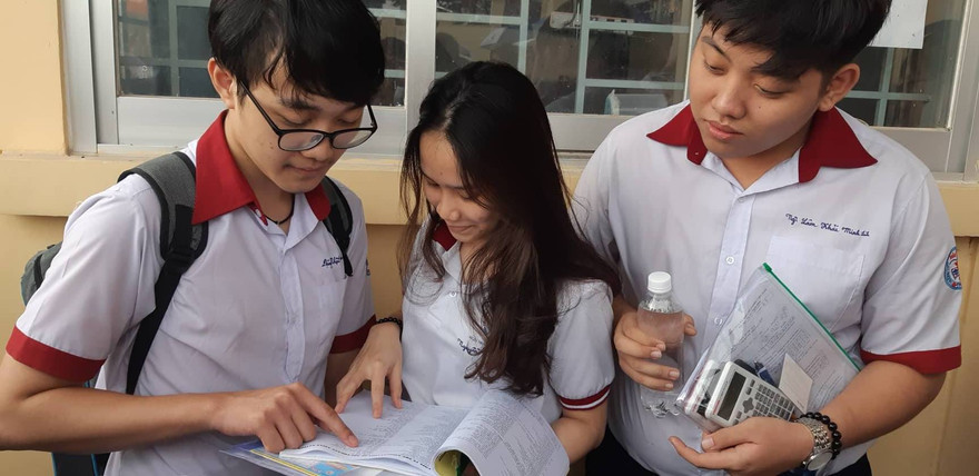 Điểm sàn của trường đại học Đà Lạt và đại học Phan Chu Trinh