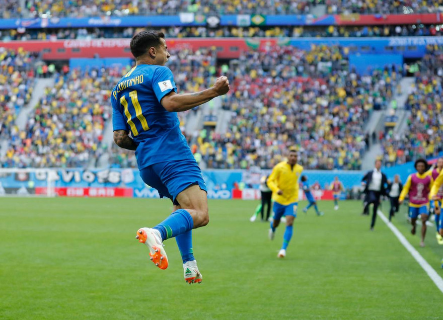 Coutinho khiến Neymar lu mờ