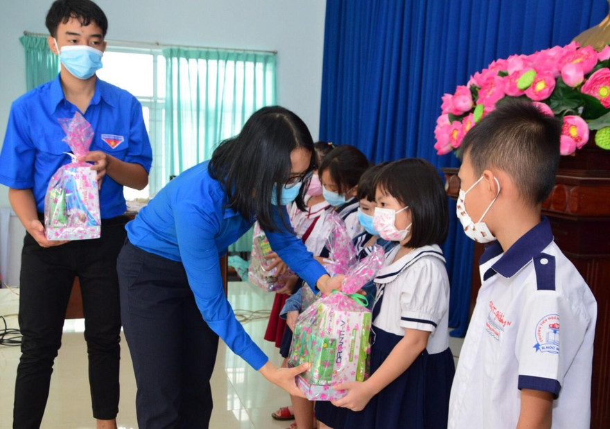 TPHCM đồng loạt khởi động chuỗi hoạt động chăm lo trẻ em 