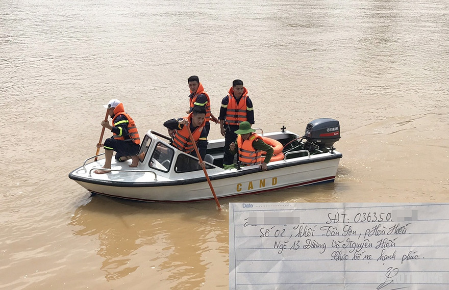 Nam thanh niên để lại tâm thư rồi nhảy cầu tự vẫn