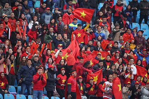 Khách du lịch muốn đặt tour đi Trung Quốc giờ không kịp