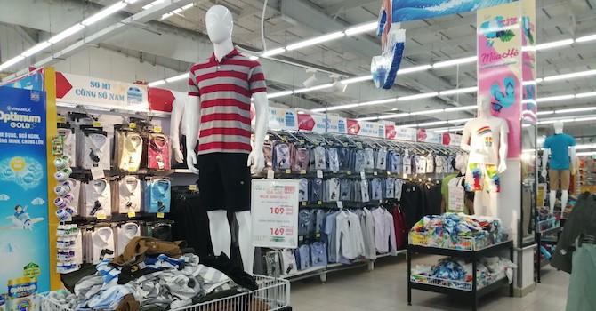 Lo ngại Big C đuổi dần hàng Việt ra khỏi siêu thị?