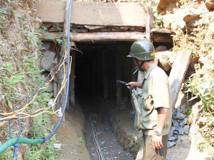Lũ cuốn trôi lán trại, hai công nhân chết thảm