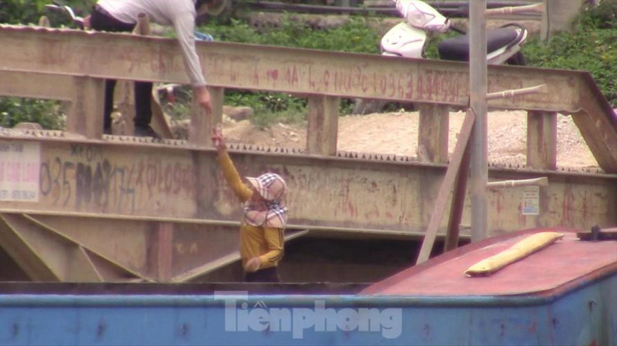 Tin mới vụ tuyệt chiêu 'làm luật' ở cảng 