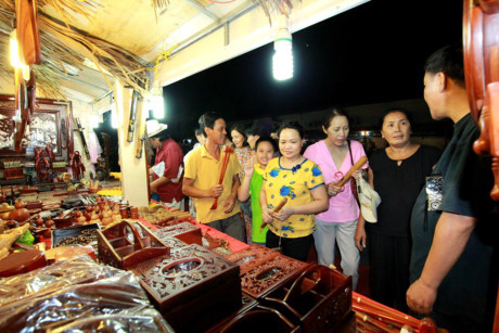 Hà Nội đẩy mạnh đầu tư cho việc đào tạo lao động tại các làng nghề truyền thống - Ảnh: Minh hoạ