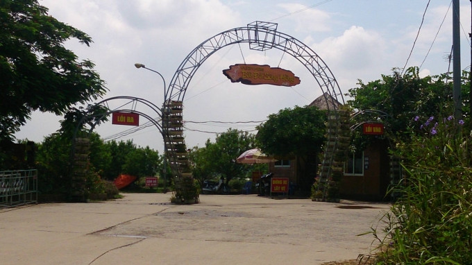 Nhiều công trình vi phạm ở khu vực bãi giữa sông Hồng chậm được xử lý - Ảnh: Minh họa