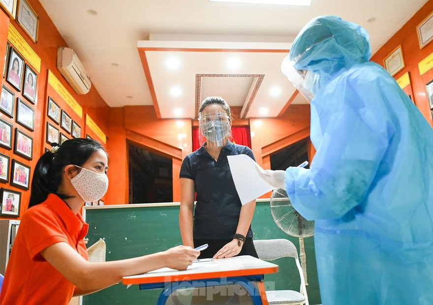 Hà Nội phun khử khuẩn và diễn tập đảm bảo cho kỳ thi vào lớp 10