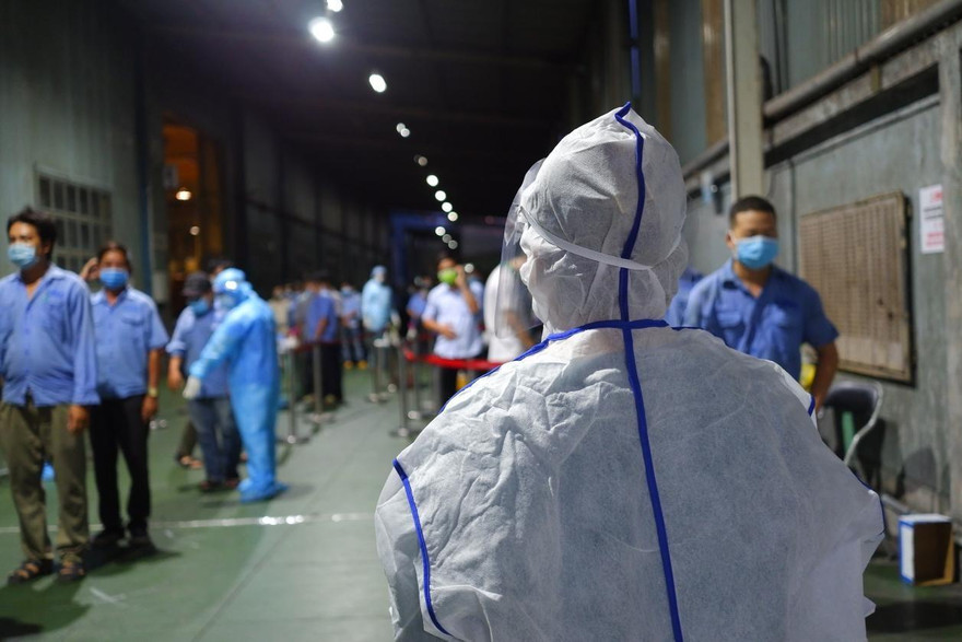 TPHCM mở rộng lấy mẫu xét nghiệp tầm soát COVID-19.