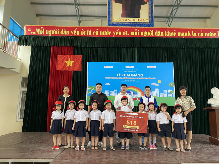 HEAD Doanh Thu 1 chung sức bảo đảm an toàn cho học sinh lớp 1