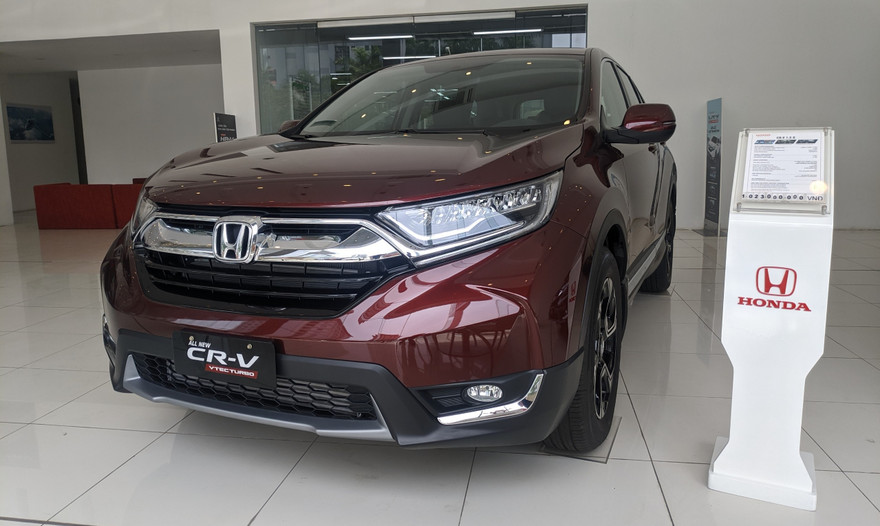 Honda CR-V giảm giá đẩy hàng tồn, 'dọn đường' cho phiên bản mới