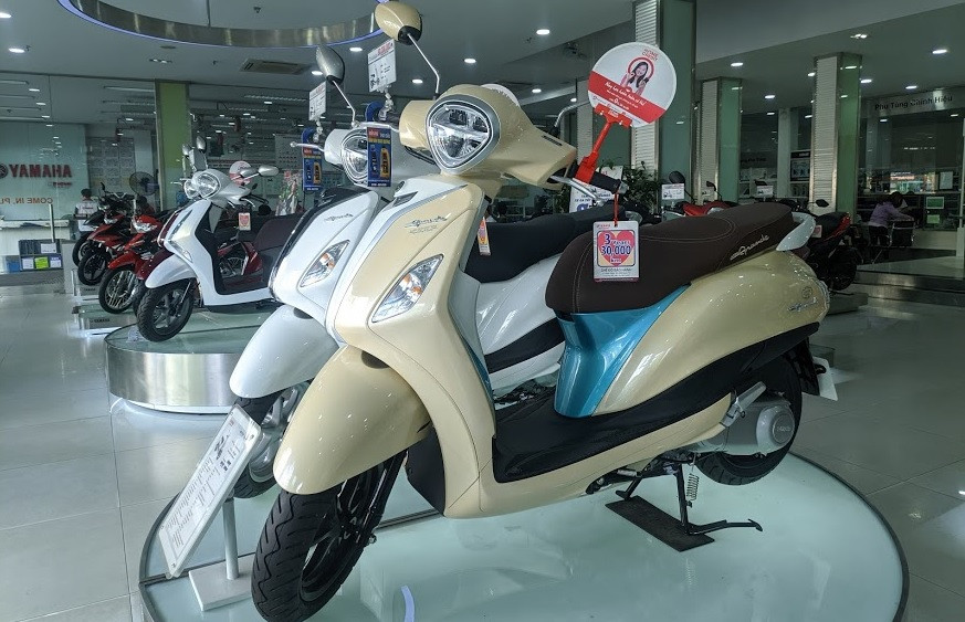 'Ngấm đòn' COVID-19, thị trường xe máy sụt giảm mạnh