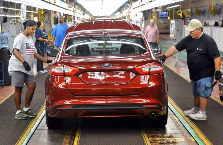 Các hãng xe sẽ có một năm 2019 kinh doanh 'thất bát' tại Mỹ?