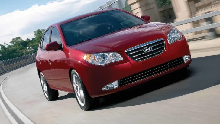 Triệu hồi Hyundai i30 và Elantra có nguy cơ cháy tại Australia