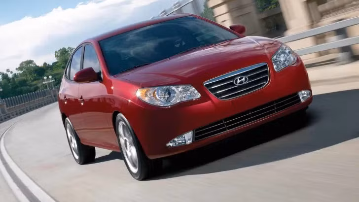 Triệu hồi Hyundai i30 và Elantra có nguy cơ cháy tại Australia