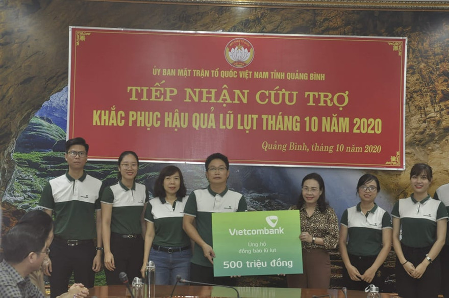 4 tỷ đồng ủng hộ lũ lụt ở Quảng Bình