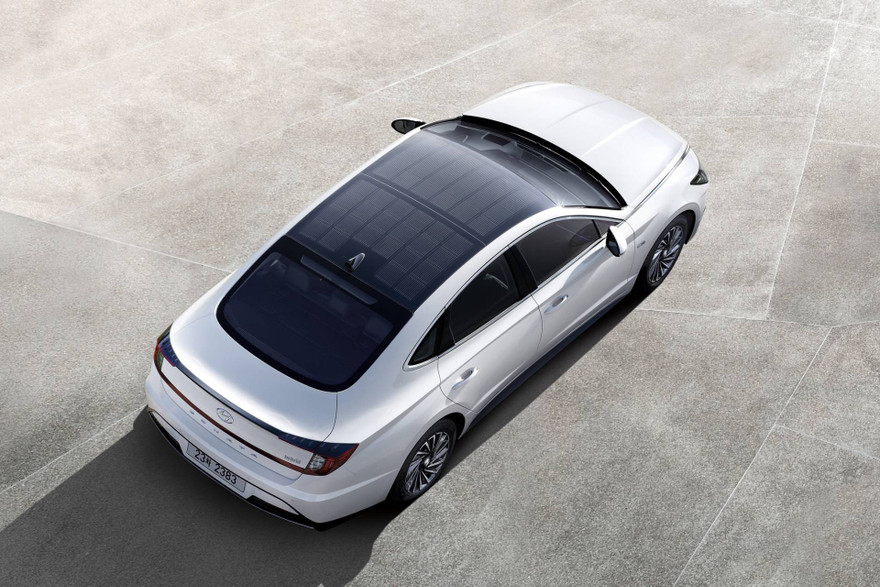 Hyundai Sonata Hybrid có thể tự sạc tới 60% pin mỗi ngày
