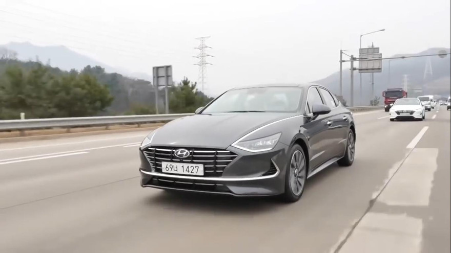 Hyundai Sonata 2020 lộ diện trong những video thực tế đầu tiên