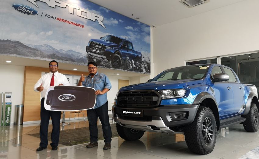 Mua Ford Ranger, người đàn ông Malaysia trúng thêm chiếc bán tải đắt tiền