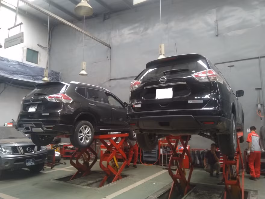 Nissan X-Trail bị rò rỉ dầu máy, nhà sản xuất nói gì?