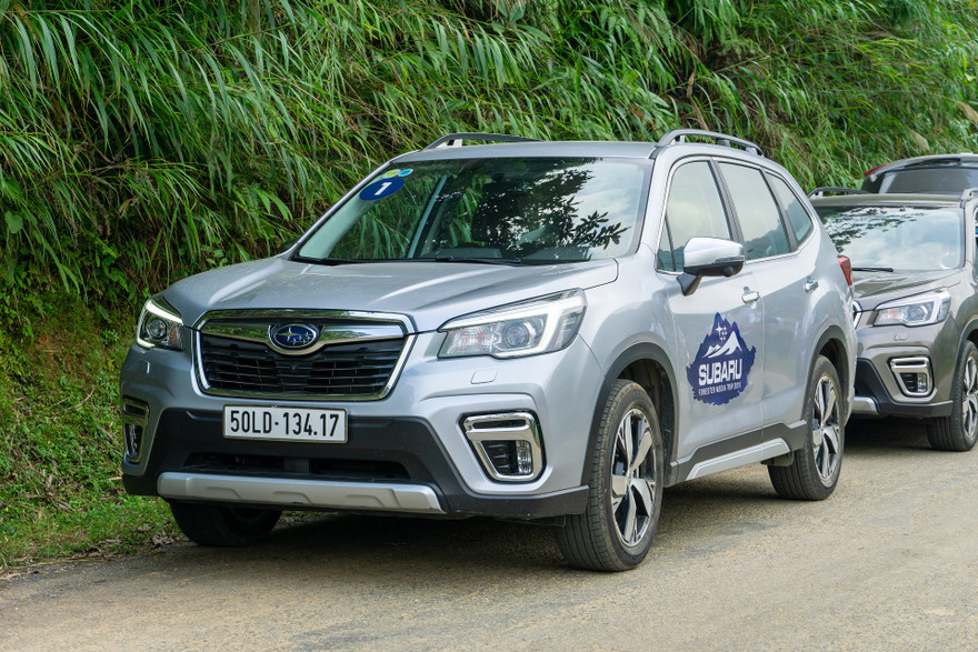 Xe Subaru nổi 'cá vàng', hãng trả lời ra sao?