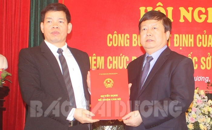 Điều động, bổ nhiệm nhân sự 2 địa phương