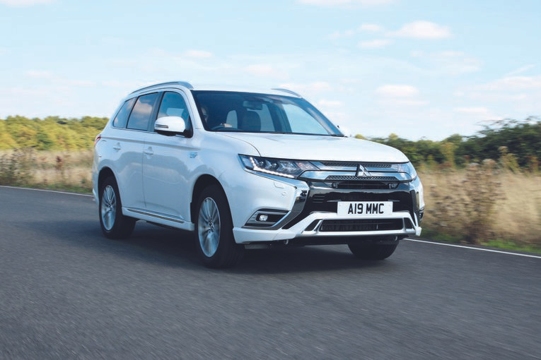 Mitsubishi Outlander mới sắp ra mắt ở châu Âu