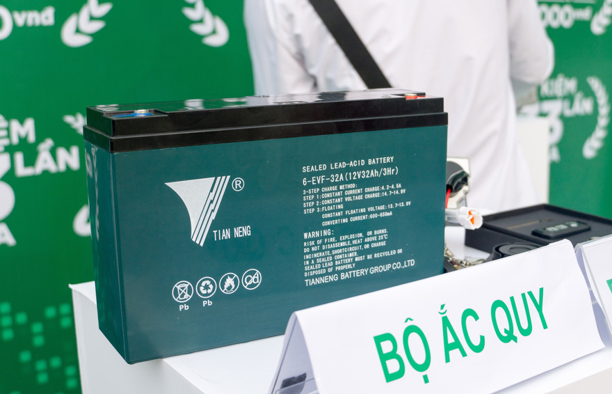 Vì sao ắc quy axit-chì vẫn được sử dụng trên xe máy điện