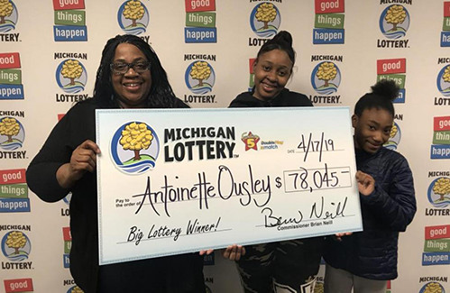 Bà mẹ Mỹ trúng độc đắc nhờ tính nhầm tuổi của con