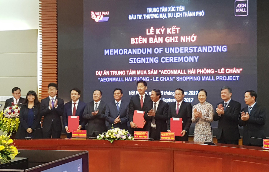 Lễ ký kết Biên bản ghi nhớ giữa Trung tâm Xúc tiến Đầu tư, Thương mại, Du lịch TP. Hải Phòng, Cty TNHH AeconMall Việt Nam và Cty CPĐT Thương mại Xuất Nhập khẩu Việt Phát. 