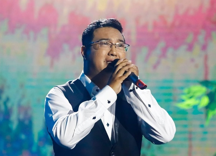 Hà Linh - con trai cố nghệ sĩ Thanh Nga.