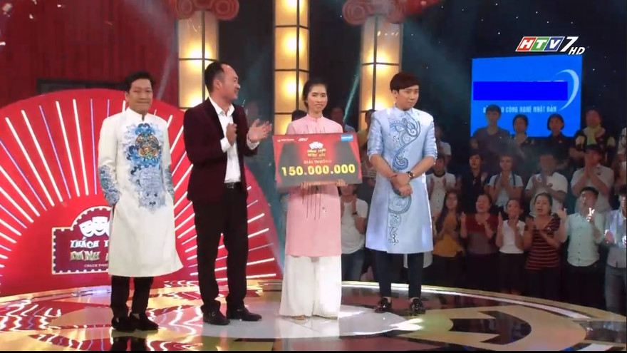 Chung kết Thách thức danh hài: Nữ sinh ‘Thánh đà’ thắng giải 150 triệu 