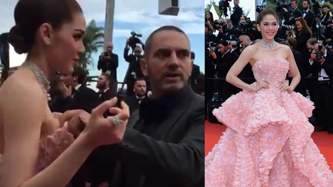 Araya A. Hargate - ngôi sao thời trang nổi bật nhất Thái Lan - phải nhờ người kéo váy ngay trên thảm đỏ, do phần trên chiếc váy quây bị tụt. Tại sự kiện năm nay, người đẹp ghi dấu ấn với phong cách đa dạng.