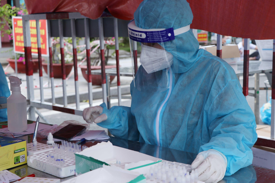 Kết quả xét nghiệm của người dân ở TPHCM sẽ được trả trên hệ thống khai báo y tế điện tử.