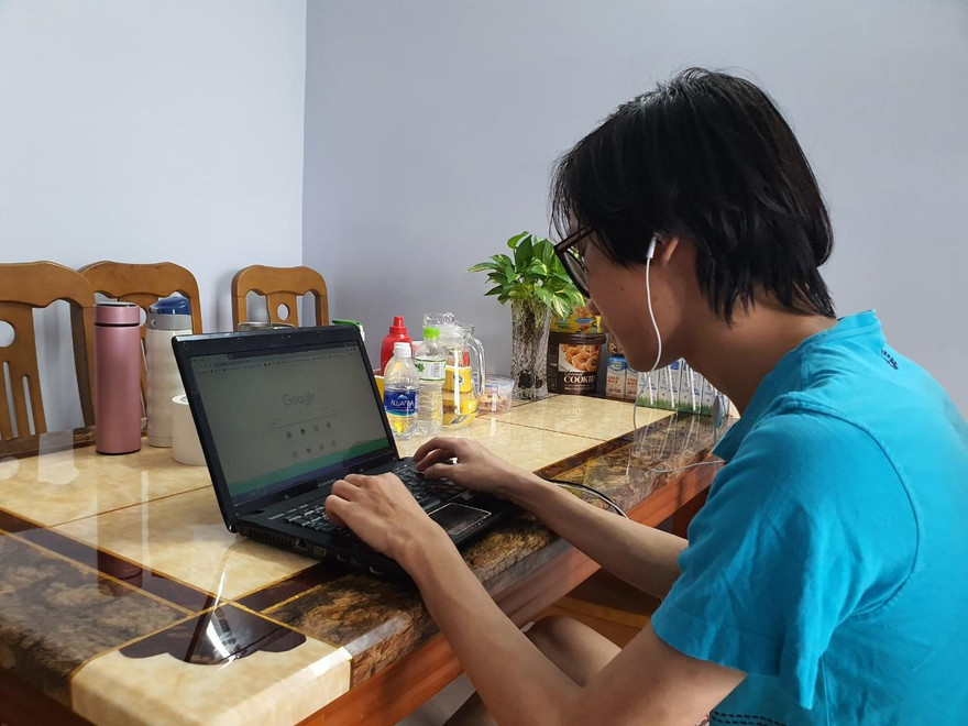 Việc dạy và học online đang gây nhiều áp lực cho cả người học lẫn người dạy