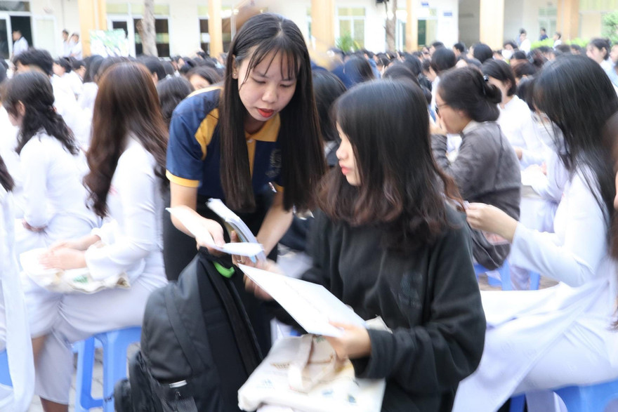 Trường ĐH Tài chính - Marketing TPHCM, ĐH Gia Định công bố điểm chuẩn, điểm sàn