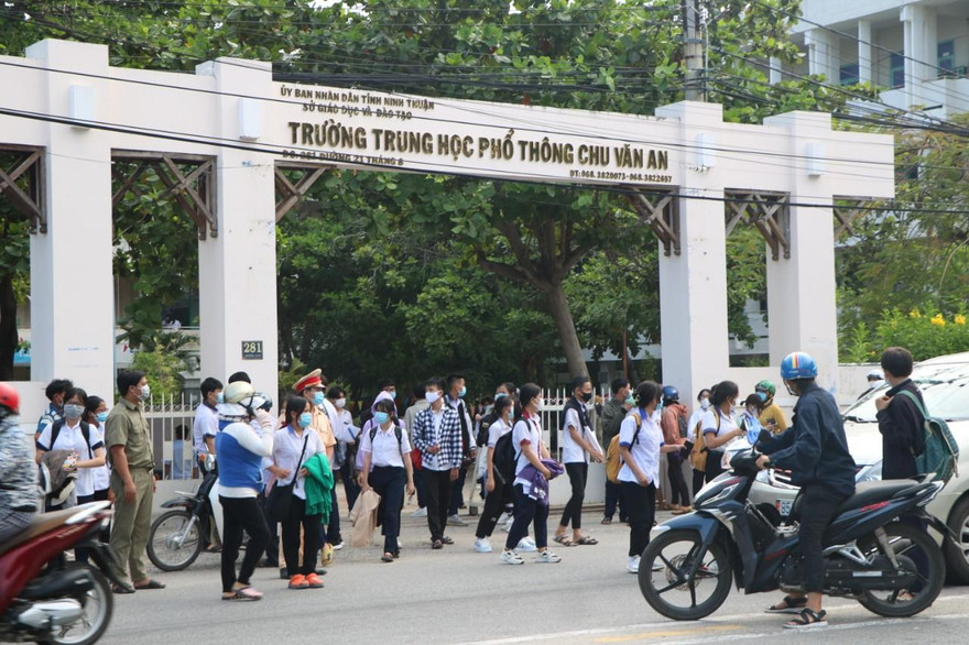 Thí sinh tham gia kỳ thi lớp 10 tại Ninh Thuận