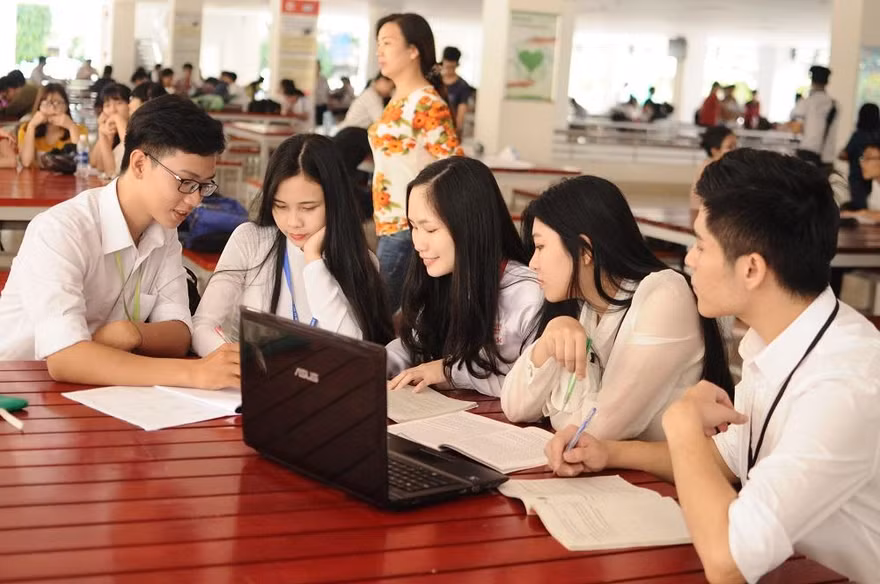 Sinh viên Trường ĐH Sư phạm TPHCM