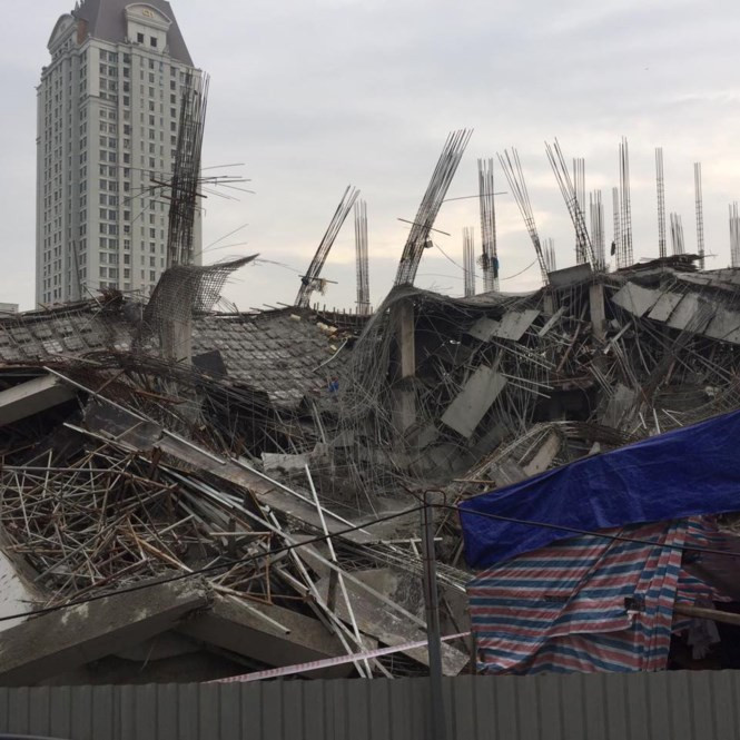 Hiện trường vụ sập đổ công trình tại dự án trường mầm non Vườn Xanh ngày 25/9. 