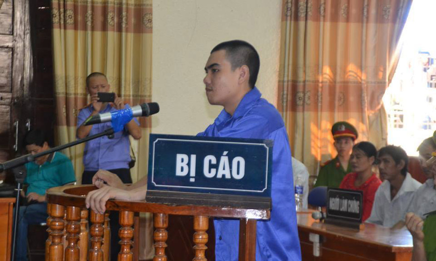 Đối tượng Vi Văn Hai tại tòa.