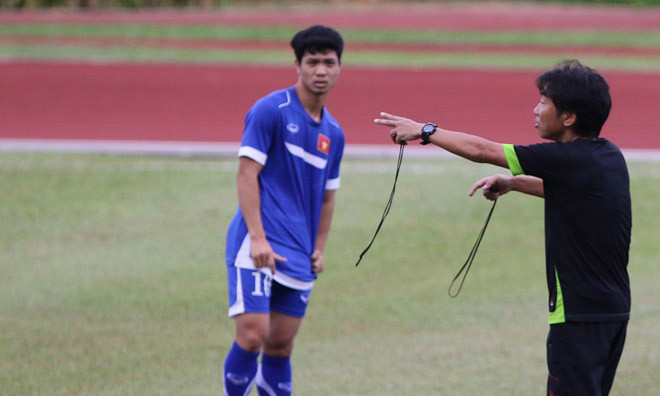 Công Phượng được ông Miura giữ chân hay ngầm dạy dỗ, chỉ có nhà cầm quân người Nhật có câu trả lời chính xác. 