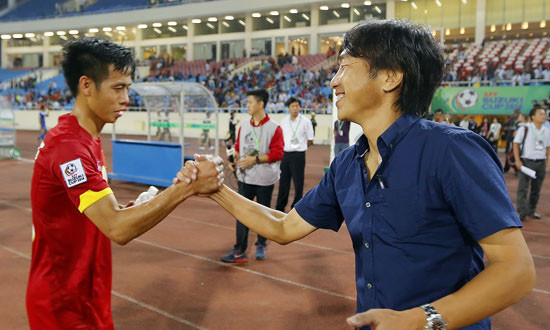 Tuyển Việt Nam: Tại sao HLV Miura 'ky bo'?