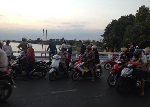 Hiện trường nơi người phụ nữ nhảy cầu 