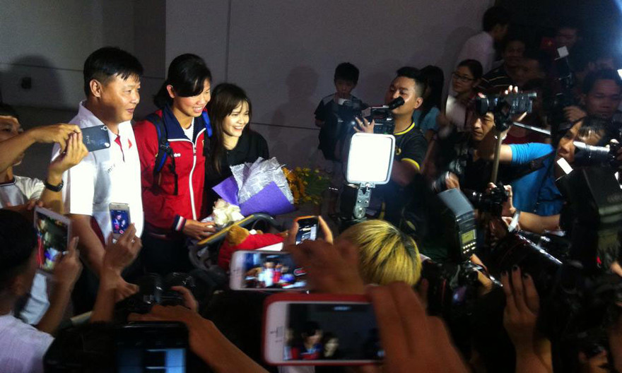 Kình ngư Ánh Viên được chào đón như người hùng