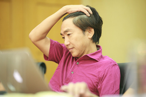 HLV Miura trong cuộc trả lời phỏng vấn trực tuyến hôm nay. Ảnh: Vnexpress.