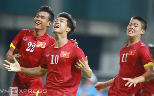 Công Phượng, Duy Mạnh...có thể không có cơ hội phục hận tại SEA Games 29. Tại SEA Games 28, thầy trò HLV Miura giành HC đồng. Ảnh: Lâm Thỏa