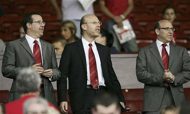 Các ông chủ M.U ra tối hậu thư cho Van Gaal