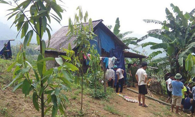 Ngôi nhà nạn nhân Long, nơi xảy ra vụ thảm sát. Ảnh: Dân trí.