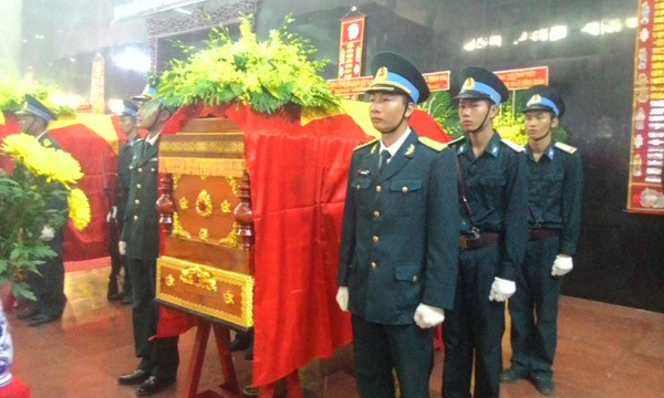 Đau xót tiễn đưa 4 quân nhân hy sinh trong vụ rơi trực thăng