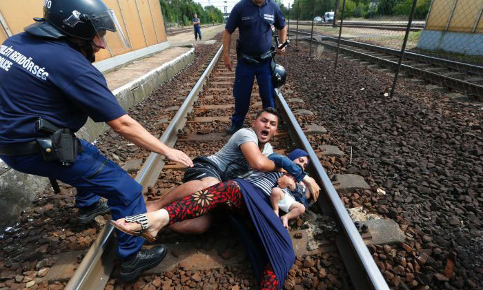 Cặp vợ chồng người tị nạn Syria tại Hungary.